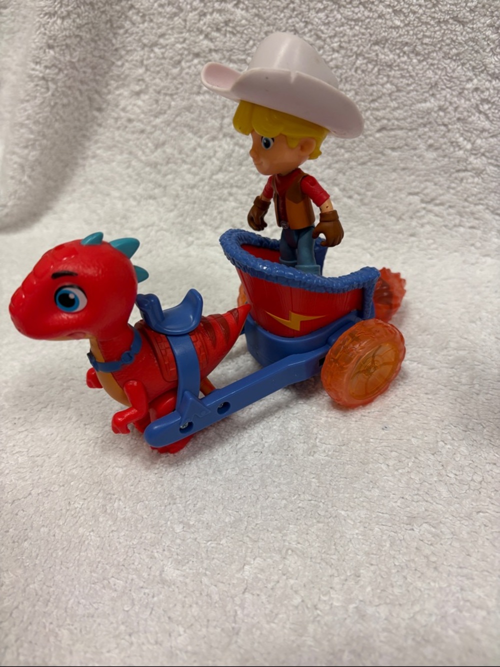 Dino Ranch Lot of Blitz’s Chariot & Jon /Clover’s Care/Tango & Miguel - Picture 4 of 5